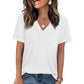 👕 50% LEÁRAZÁS MOST! 🌸 Női V-Nyakú Röviduijú Casual Póló – Klasszikus V-Nyak, Puha Polieszter és Felhajtott Ujjak ✨