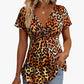 🐆  Női leopárdmintás, elöl csavart felső – V-nyakú, peplum szegélyű, merész mintával 💃