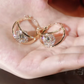 Kettős karika fülbevalók csillogó cirkónia gömbökkel – Lemezdesign, ragyogó fény és könnyű súly – Mindennapi elegancia 💎